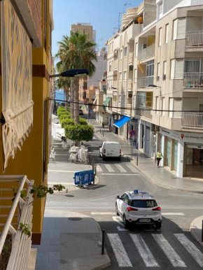 Large Central Apartment Torrevieja/ Near the beach